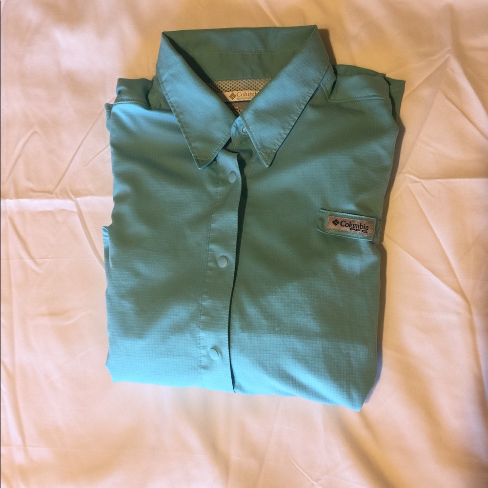 Long sleeve Columbia button up